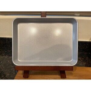 Nordic Ware Quarter Sheet Baking Pan